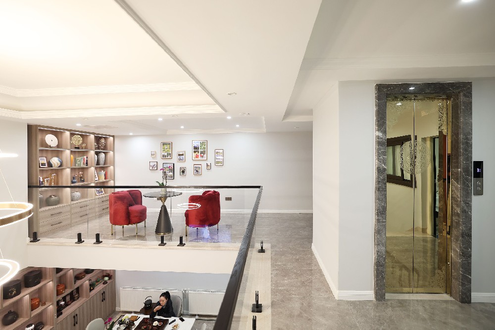 自建別墅房子裝修到什么時間點，安裝家用電梯合適嗎？